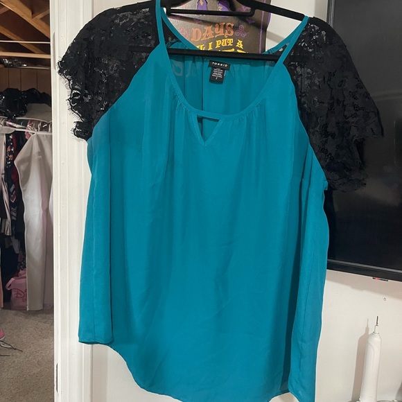 Torrid Blouse - Picture 5 of 5